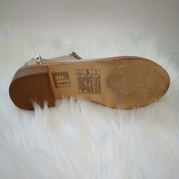 Women's forever 21 shoes size 7 - Picture 3 of 4